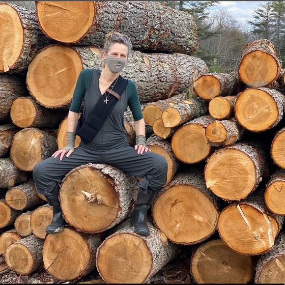 Meet your Posher, Roxi - Picture 3 of 3